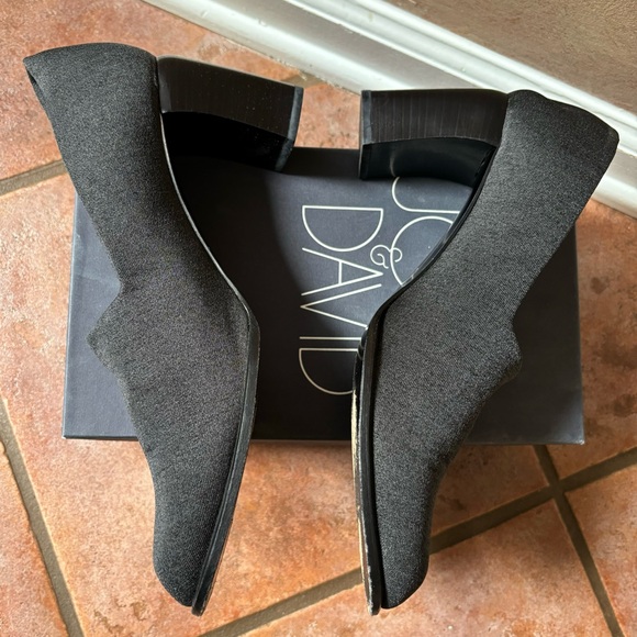 Joan & David Stretch Curve Nastro Gray Block Heel Pumps, Size 10 - Picture 3 of 5